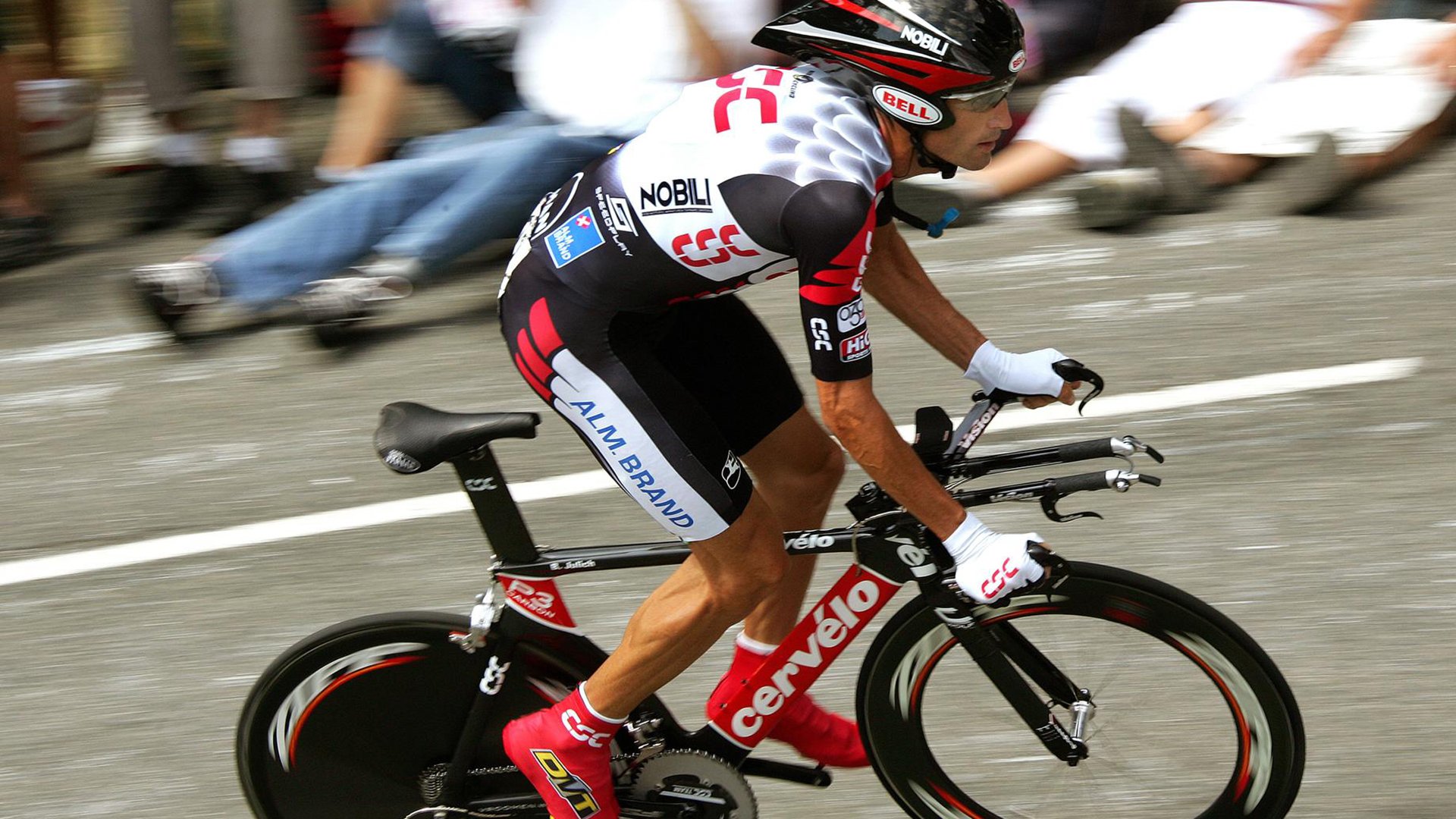 体育新闻中心今日报道精选,体育新闻f1